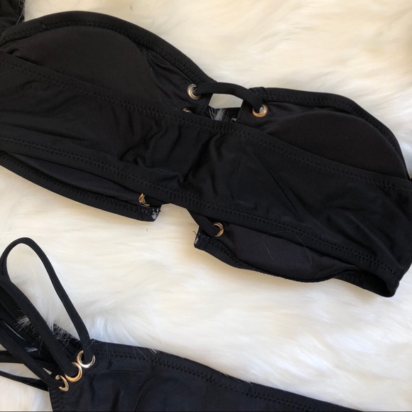 👙OFF-SHOULDER LACE UP BIKINI 👙 - Picture 3 of 5